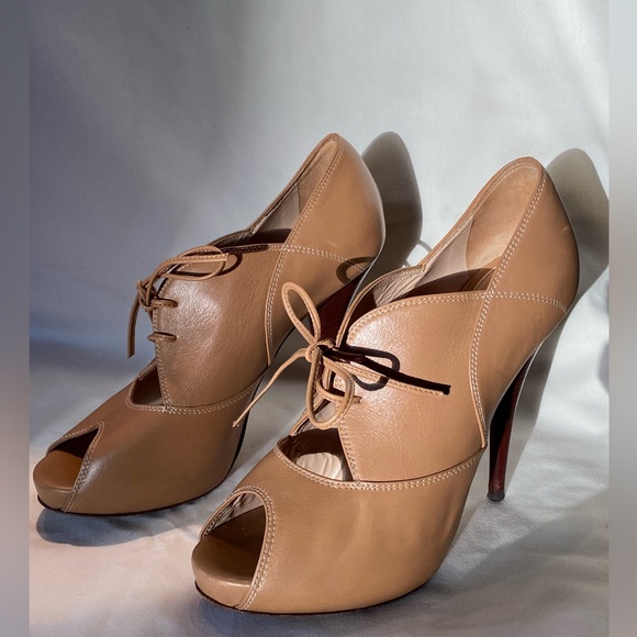 Caramel Color Fendi Made In Italy Vero Cuoio Size: 39 U.S Size: 8.5 Leather - Picture 4 of 5